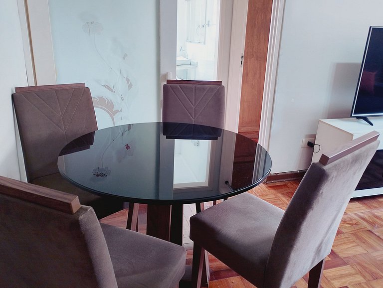 2BR apt with parking – Itaim Bibi