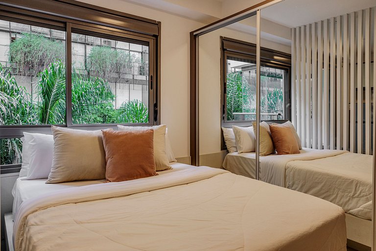 Studio Next to Le Cordon Bleu