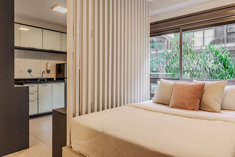 Studio Next to Le Cordon Bleu