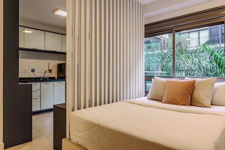 Studio Next to Le Cordon Bleu