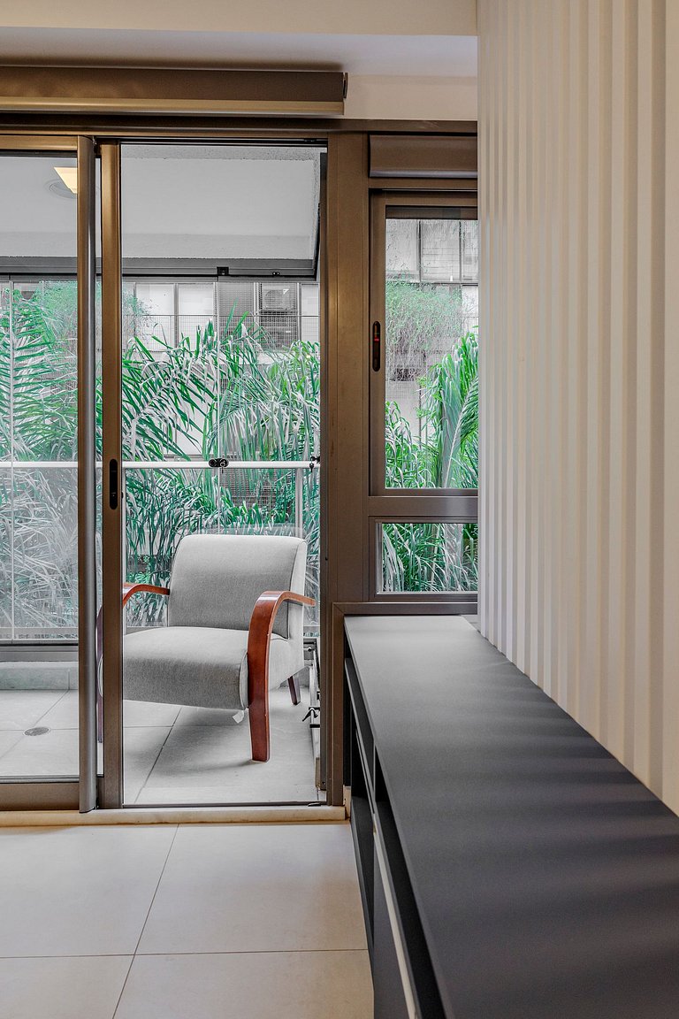 Studio Next to Le Cordon Bleu