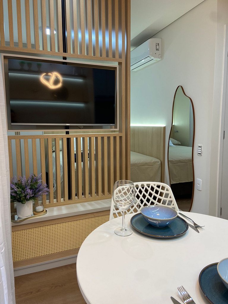 Studio novo com piscina e academia no Butantã