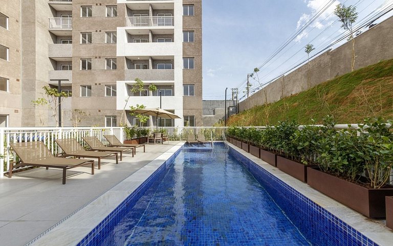 Studio novo com piscina e academia no Butantã