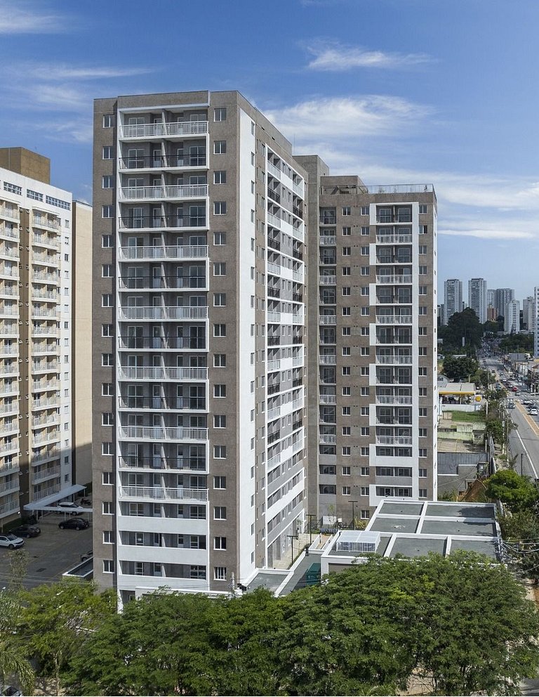 Studio novo com piscina e academia no Butantã