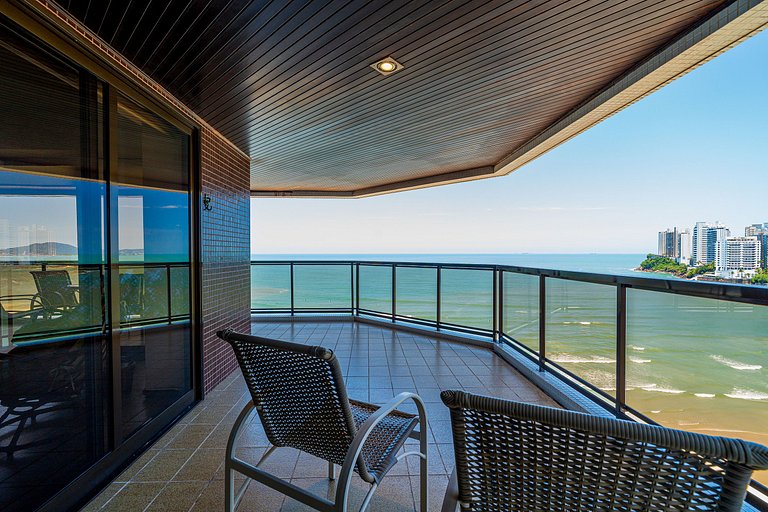 Guarujá Oceanfront | 3BR + Sea View Balcony