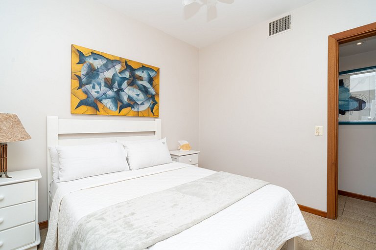 Beira-Mar Guarujá | 3 Quartos e Varanda Vista Mar