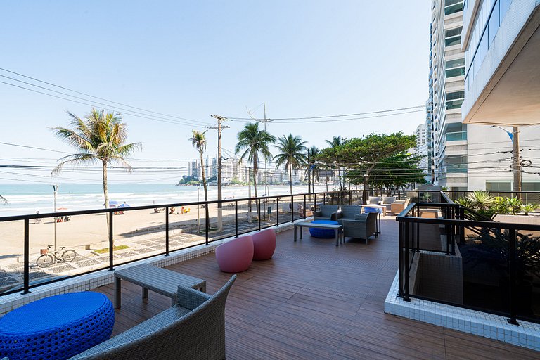 Beira-Mar Guarujá | 3 Quartos e Varanda Vista Mar