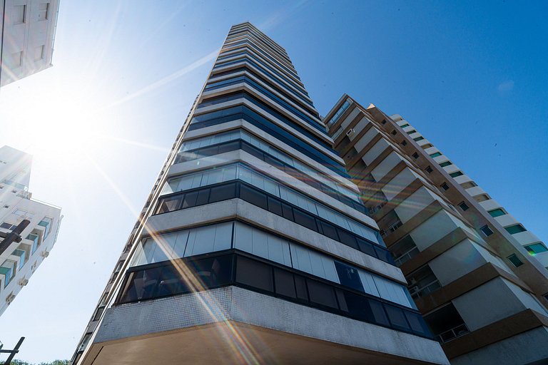 Guarujá Oceanfront | 3BR + Sea View Balcony