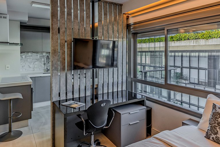 Modern Studio Next to Le Cordon Bleu