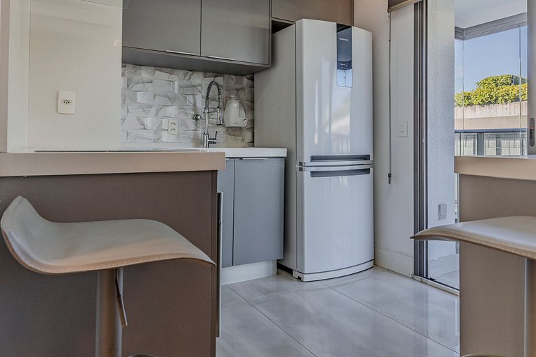 Modern Studio Next to Le Cordon Bleu