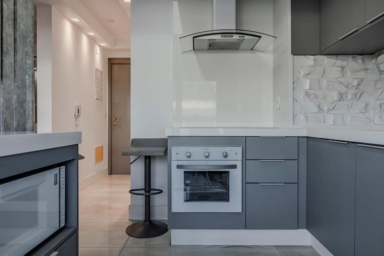 Modern Studio Next to Le Cordon Bleu