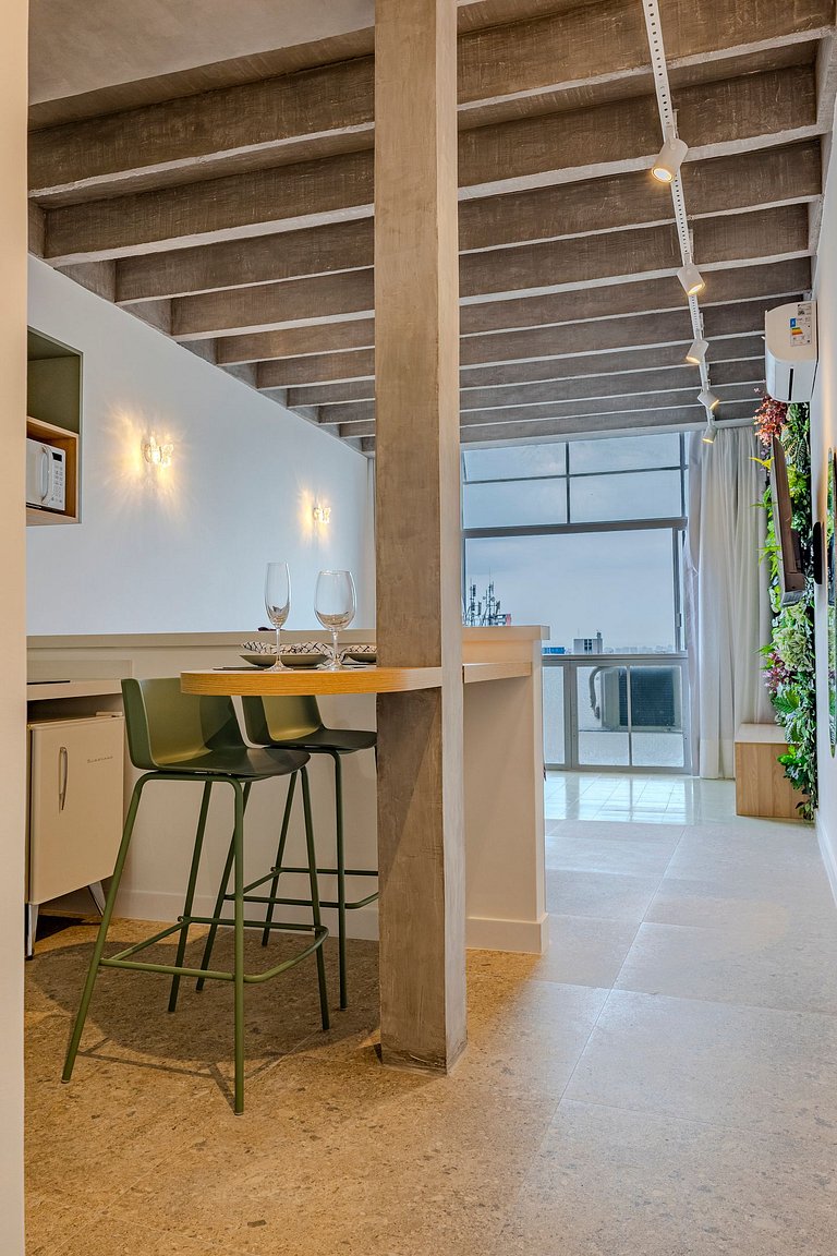 Copan Garden: Green Studio on the 24th Floor