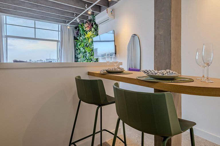 Copan Garden: Green Studio on the 24th Floor