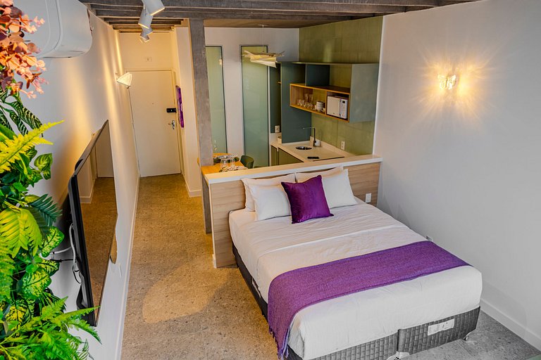 Copan Garden: Green Studio on the 24th Floor