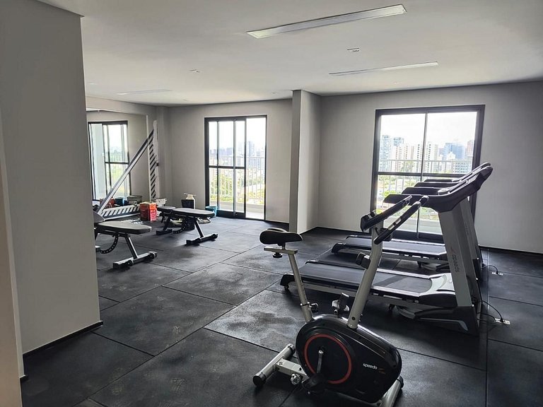 Studio moderno c/ varanda no Alto da Boa Vista