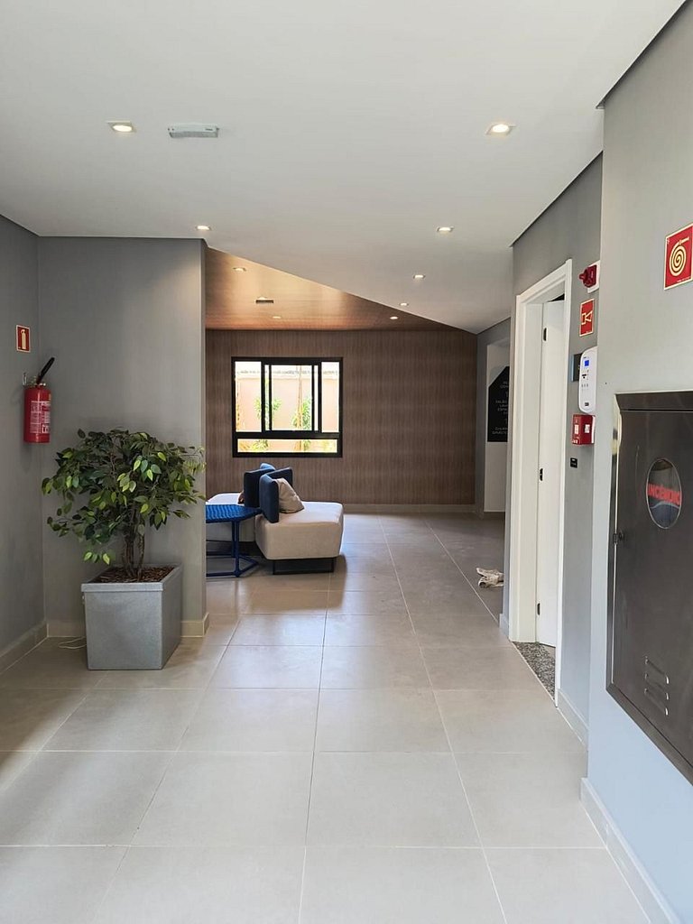 Studio moderno c/ varanda no Alto da Boa Vista