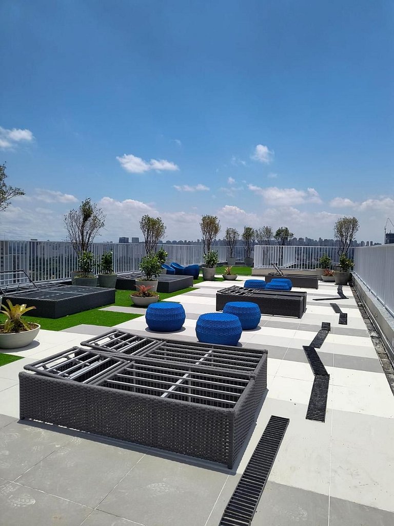 Studio moderno c/ varanda no Alto da Boa Vista