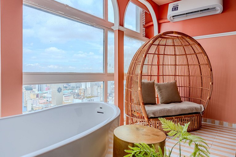 Apartamento com Banheira no Sampa Sky | Vossa Bossa