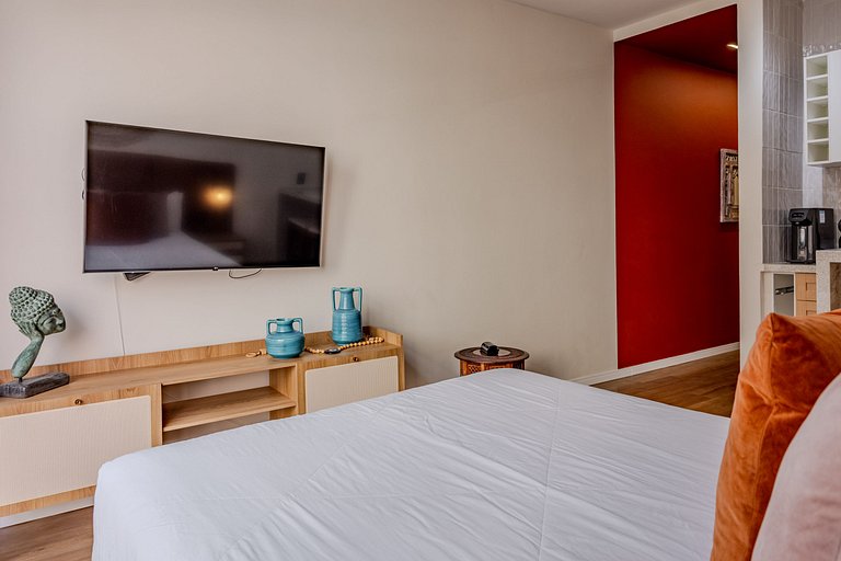 Iconic Copan | Stylish Boho Studio