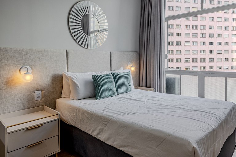 Iconic Copan | Stylish Minimal Studio