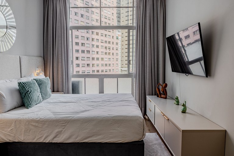 Iconic Copan | Stylish Minimal Studio