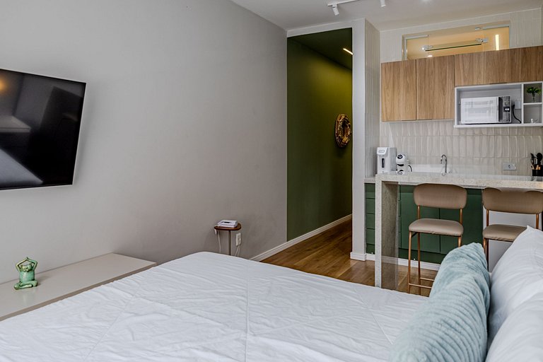 Iconic Copan | Stylish Minimal Studio