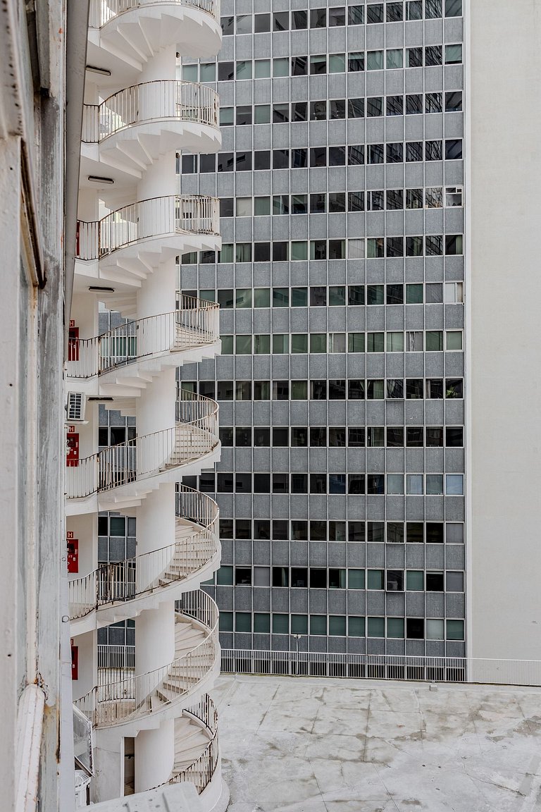 Copan Icônico | Studio Minimal c/ Ar e Conforto