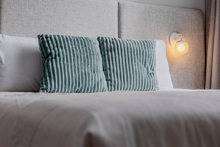 Iconic Copan | Stylish Minimal Studio