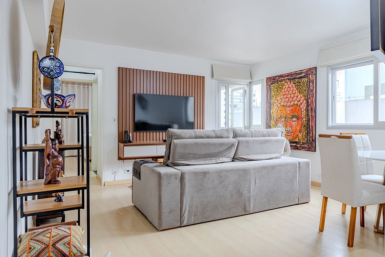 Bright & spacious 1BR on Frei Caneca