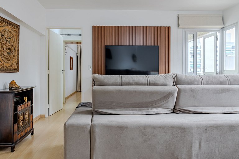 Bright & spacious 1BR on Frei Caneca