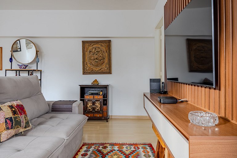 Bright & spacious 1BR on Frei Caneca