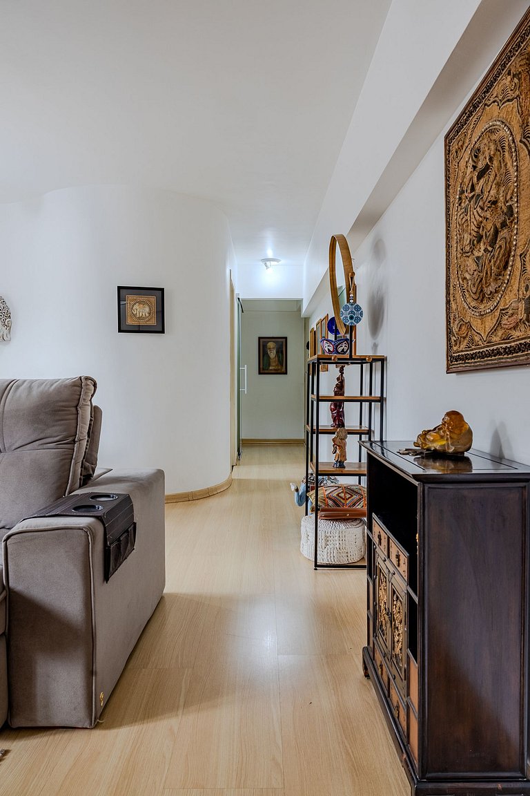 Bright & spacious 1BR on Frei Caneca