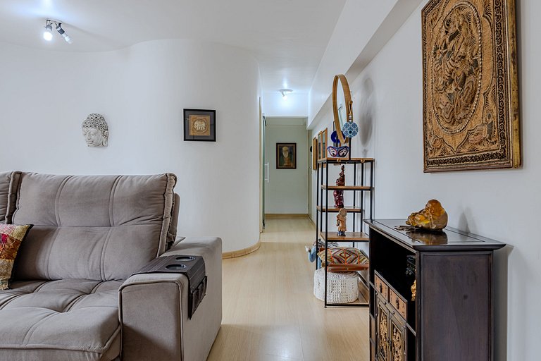 Bright & spacious 1BR on Frei Caneca