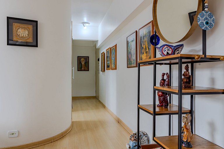 Bright & spacious 1BR on Frei Caneca