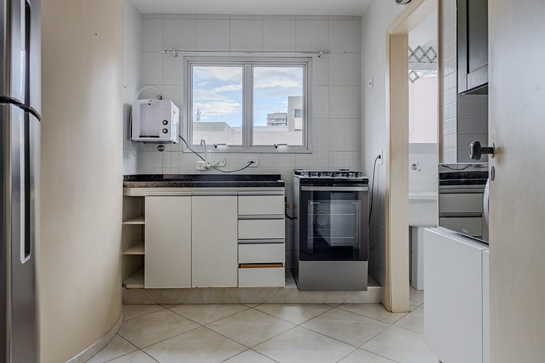 Bright & spacious 1BR on Frei Caneca