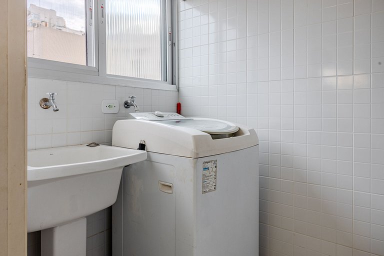 Bright & spacious 1BR on Frei Caneca