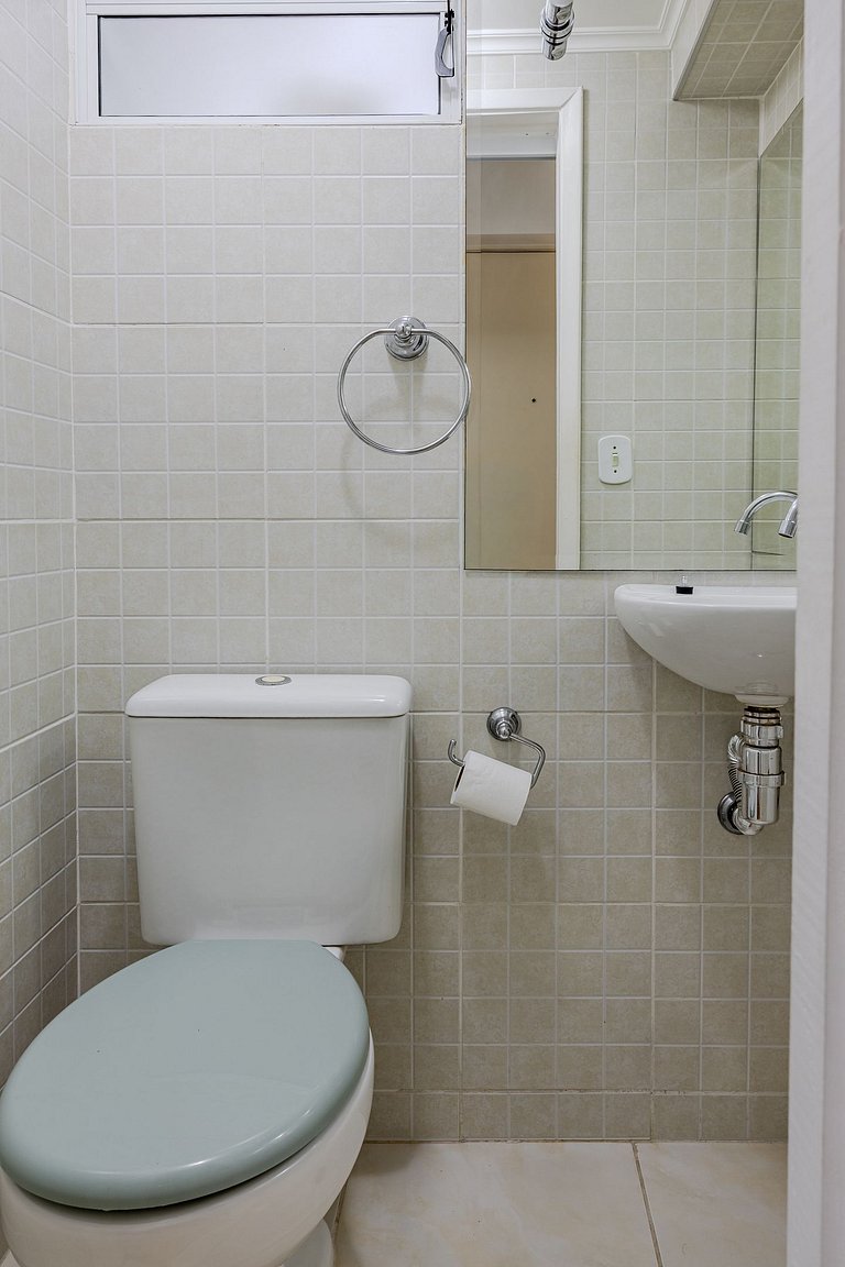 Bright & spacious 1BR on Frei Caneca