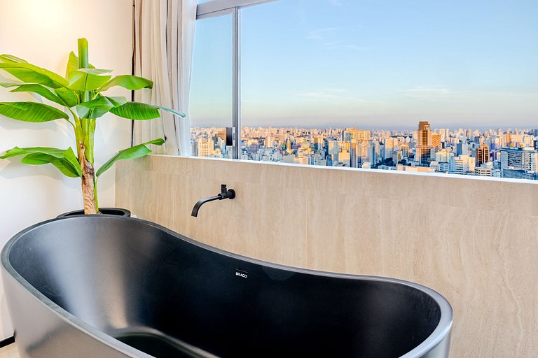 Copan iconic: bathtub view, 30th floor SP