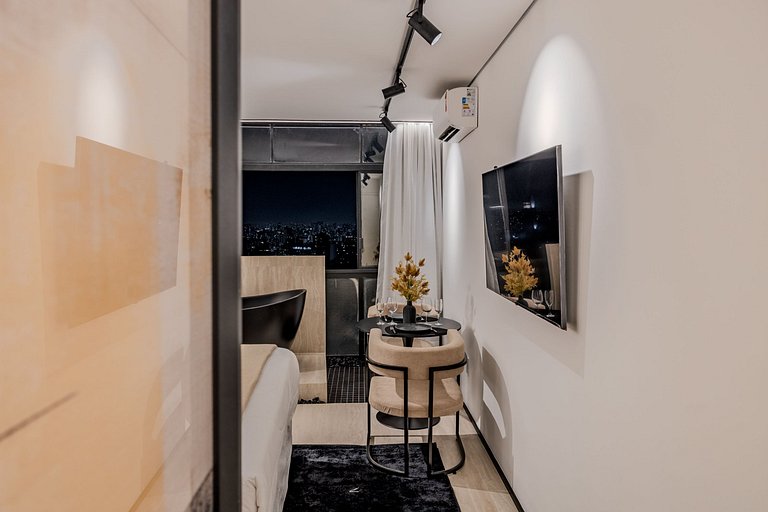 Copan iconic: bathtub view, 30th floor SP