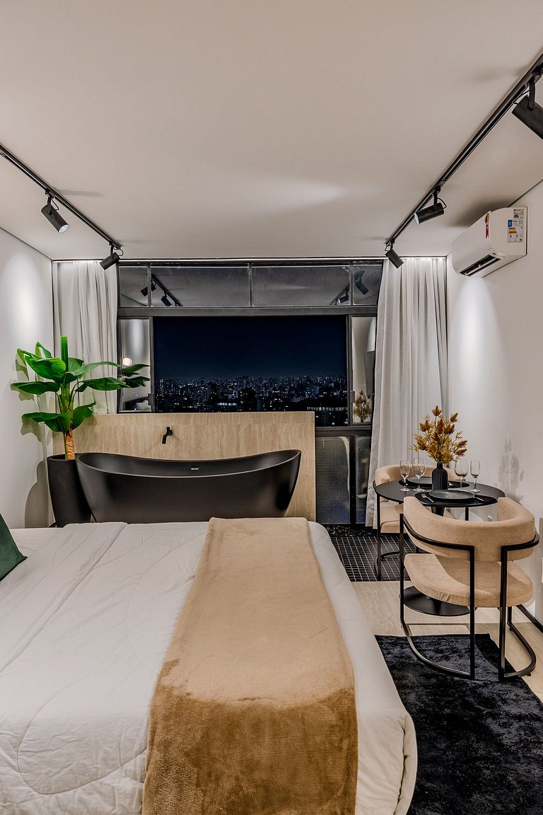 Copan iconic: bathtub view, 30th floor SP