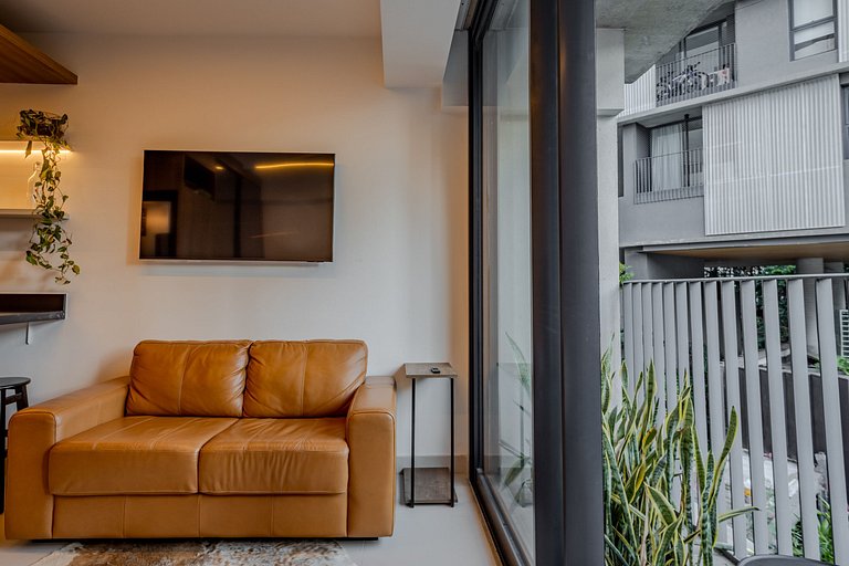 Triptyque Studio 100m from Metro + Pool