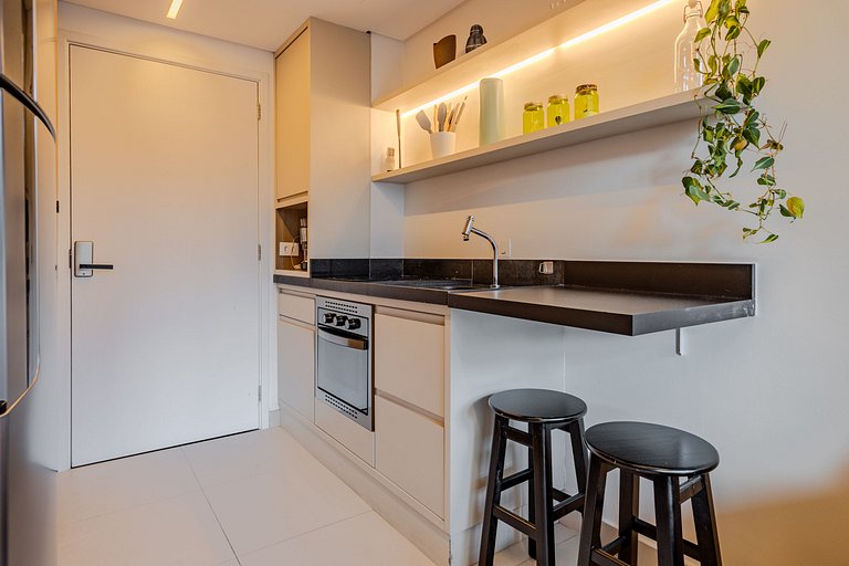 Triptyque Studio 100m from Metro + Pool