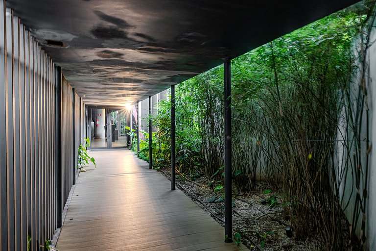 Triptyque Studio 100m from Metro + Pool