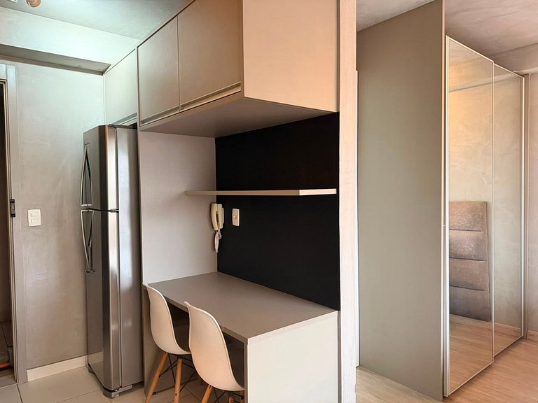 Studio ao lado do Le Cordon Bleu | Vila Madalena