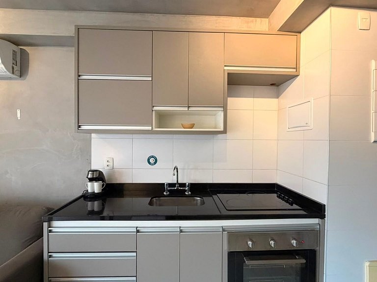 Studio ao lado do Le Cordon Bleu | Vila Madalena