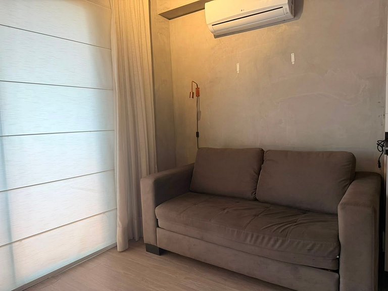 Studio ao lado do Le Cordon Bleu | Vila Madalena
