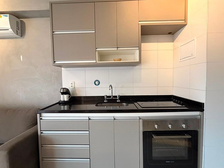 Studio ao lado do Le Cordon Bleu | Vila Madalena