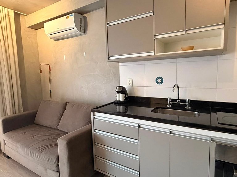 Studio ao lado do Le Cordon Bleu | Vila Madalena