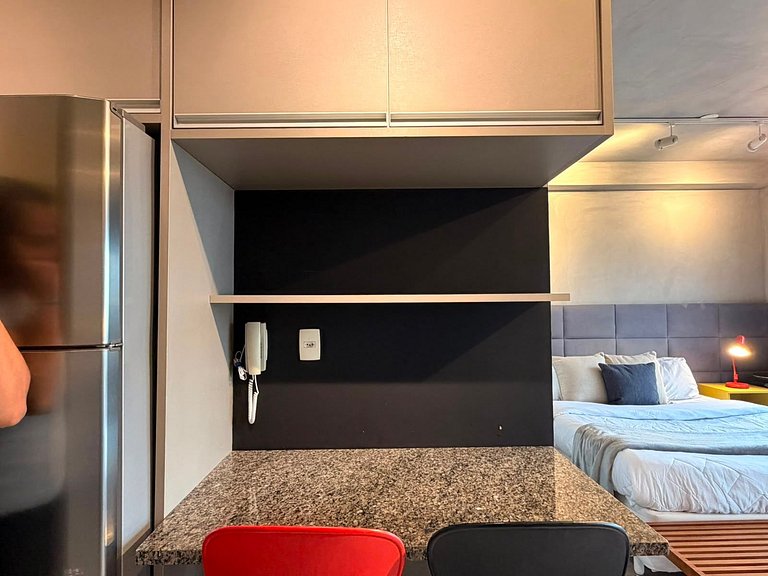 Studio ao lado do Le Cordon Bleu | Vila Madalena