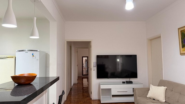 3 bedrooms and 2 baths, by Ana Rosa metro